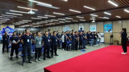 Middle thiab Senior Managers muaj kev cob qhia kev sib txuas lus hauv Rhino